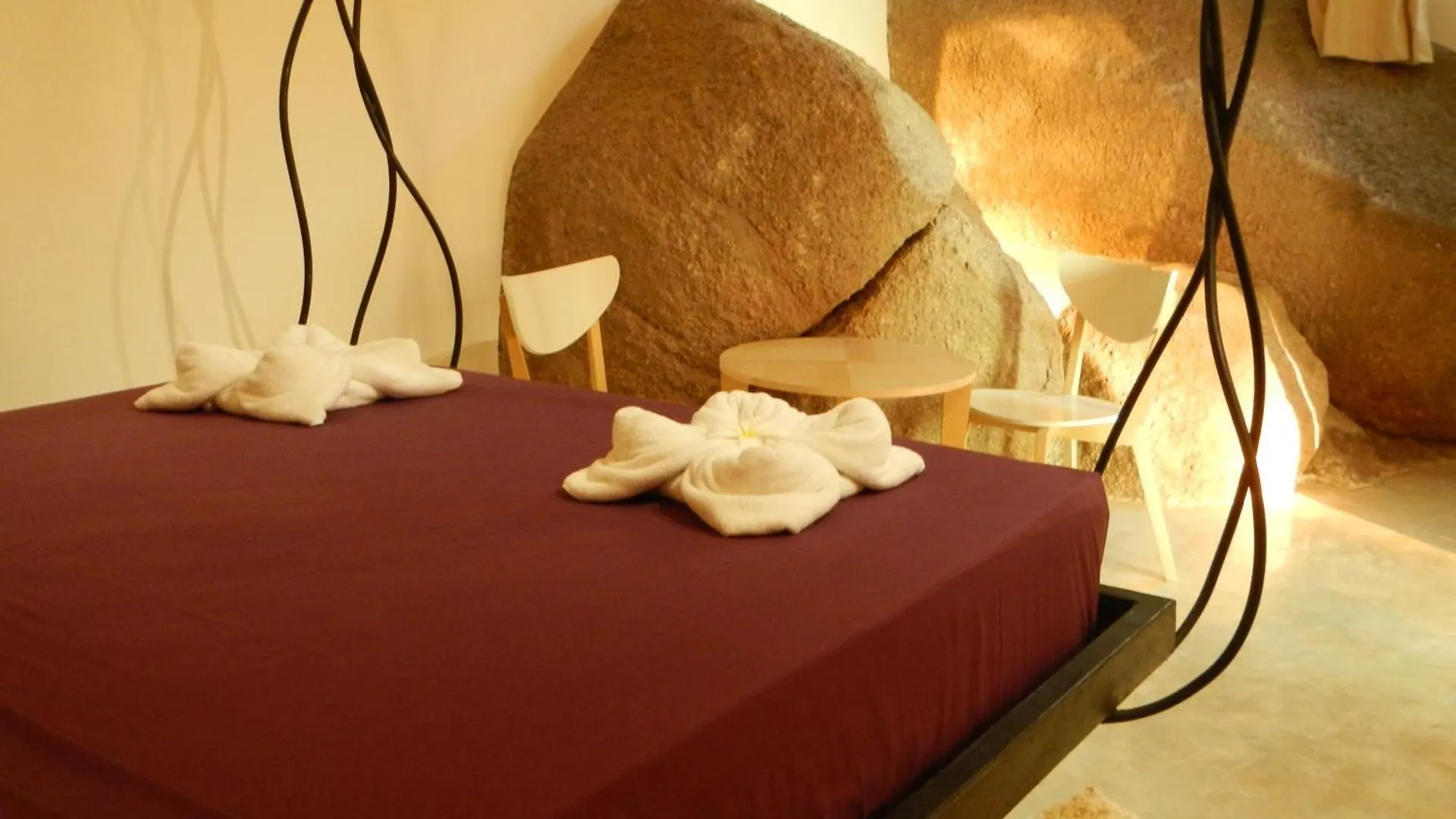 Monkey Flower Villas Koh Tao Thailand